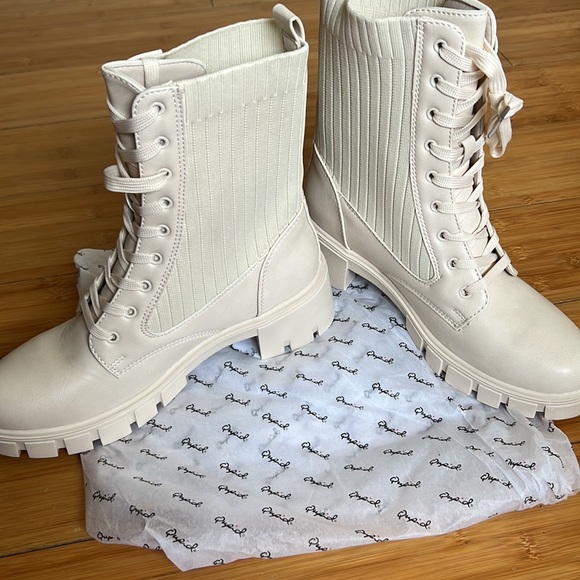 Bone The New Heir Combat Boots size 9 - Picture 6 of 9